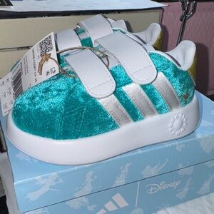 Disney Kids Sneakers - Teal and White